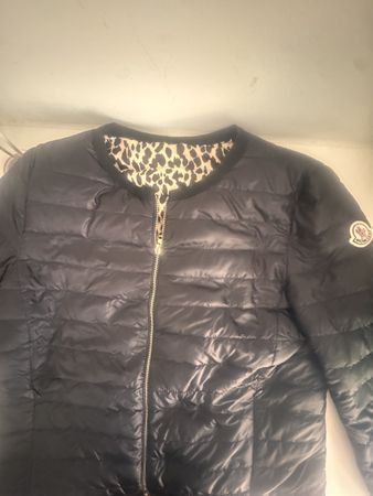 Moncler doppelseitige Wendejacke für Frauen