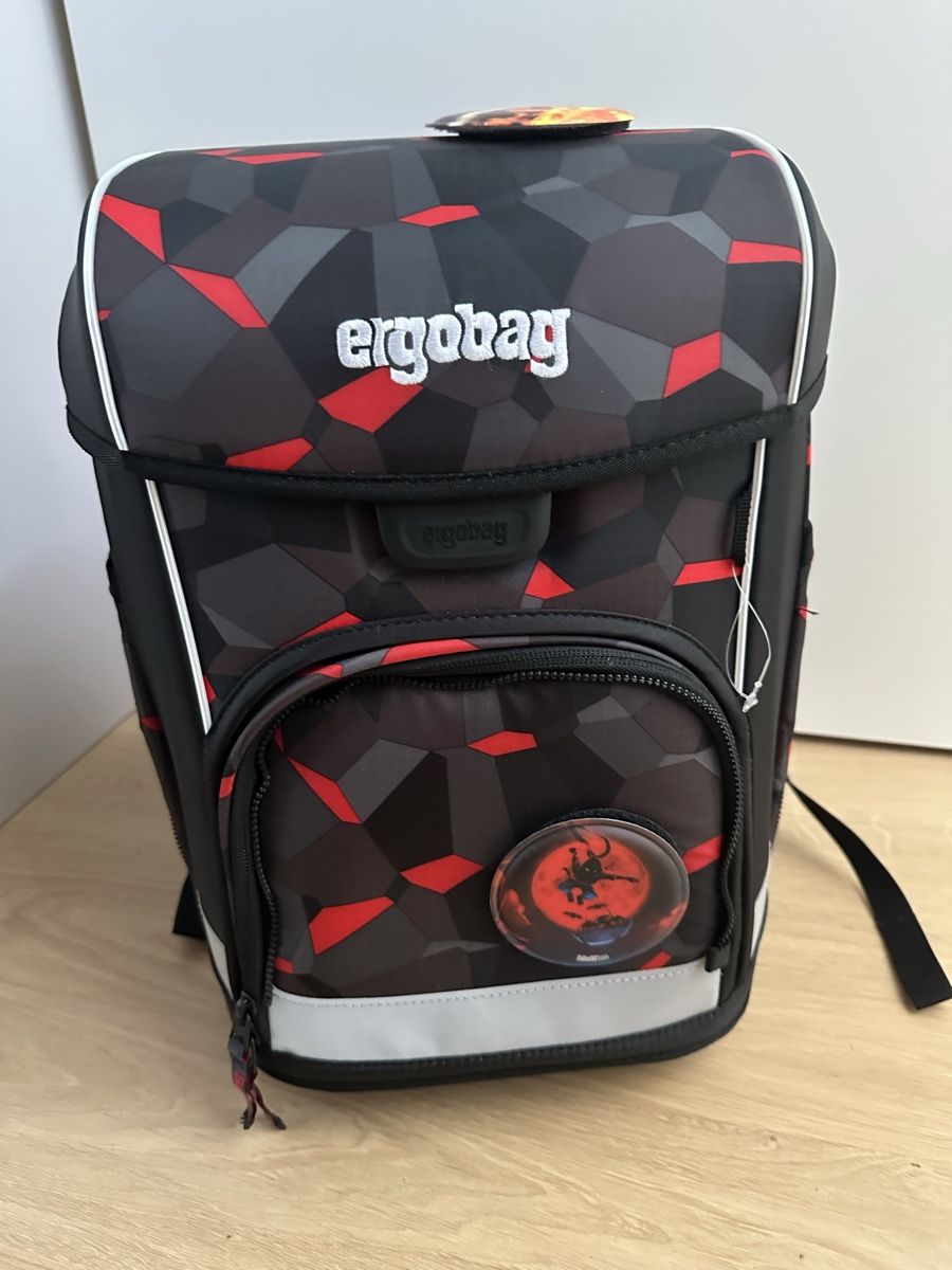 Ergobag Borse & Zaini: Ergobag Schulranzen Schulthek neu Ninja Einschulung  – Nuovo e nell'imballaggio originale da Niederuzwil venduto da Ib-top 3