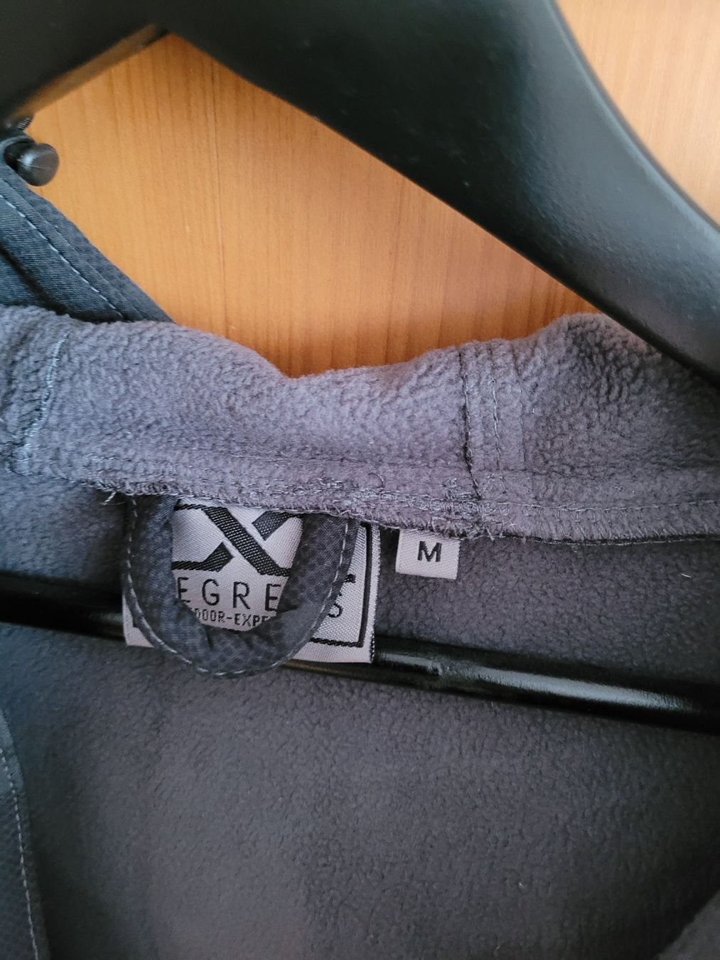 Jacken: Degré Softshell Jacke, Camouflage Optik, Top Zustand, M – Neu und originalverpackt aus Heinrichswil von Mari-75 2
