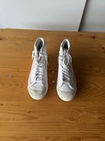 Nike Blazer Mid Sneaker Weiss/Rosa Gr. 40.5