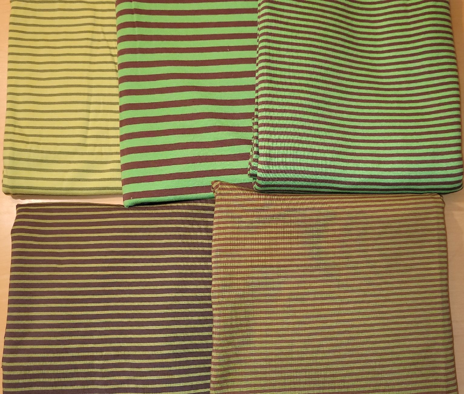 Tessuti: 4m Jersey-Paket Streifen – Nuovo (secondo la descrizione) da Madiswil venduto da fabrics