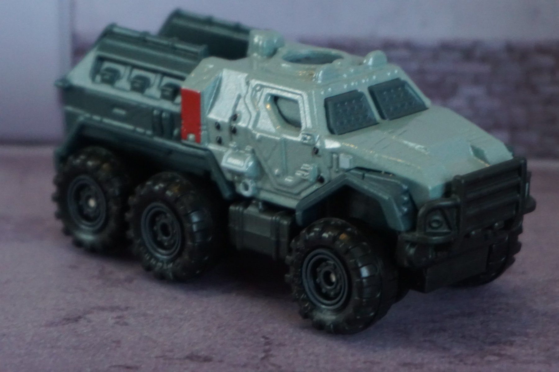 Matchbox Modellini d'auto: Matchbox Uni&Amblin COOL !!!!!!!! – Usato da Reiden venduto da Doppeldecker69