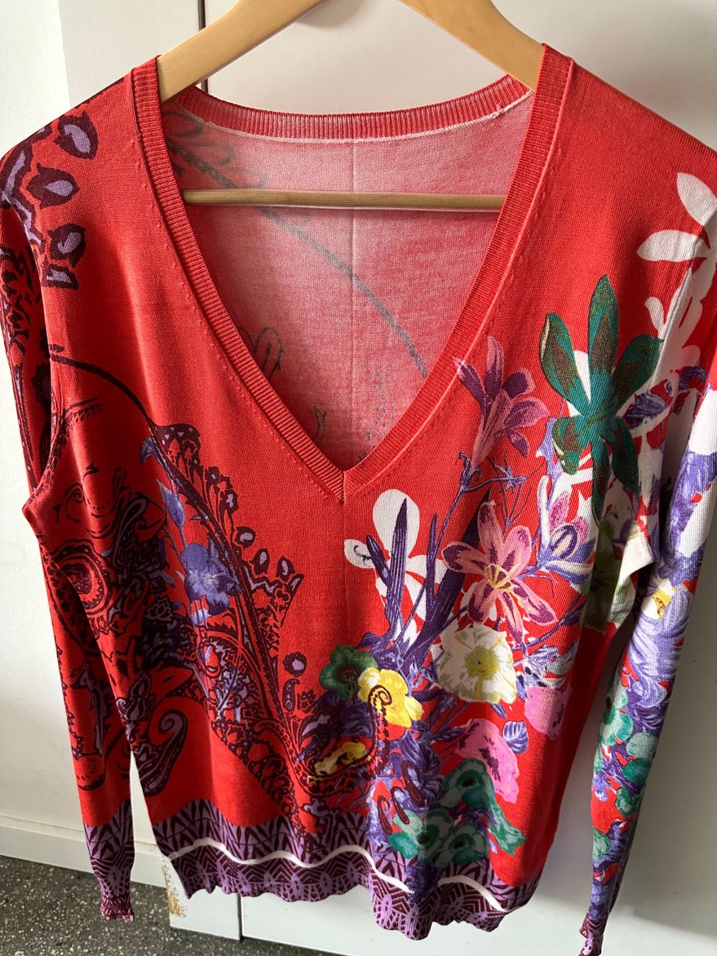 Etro Maglioni & Felpe: Chic pull ETRO SOIE Eleganter ETRO-Seidenpullover 790CHF – Usato da Genève venduto da Mycollection