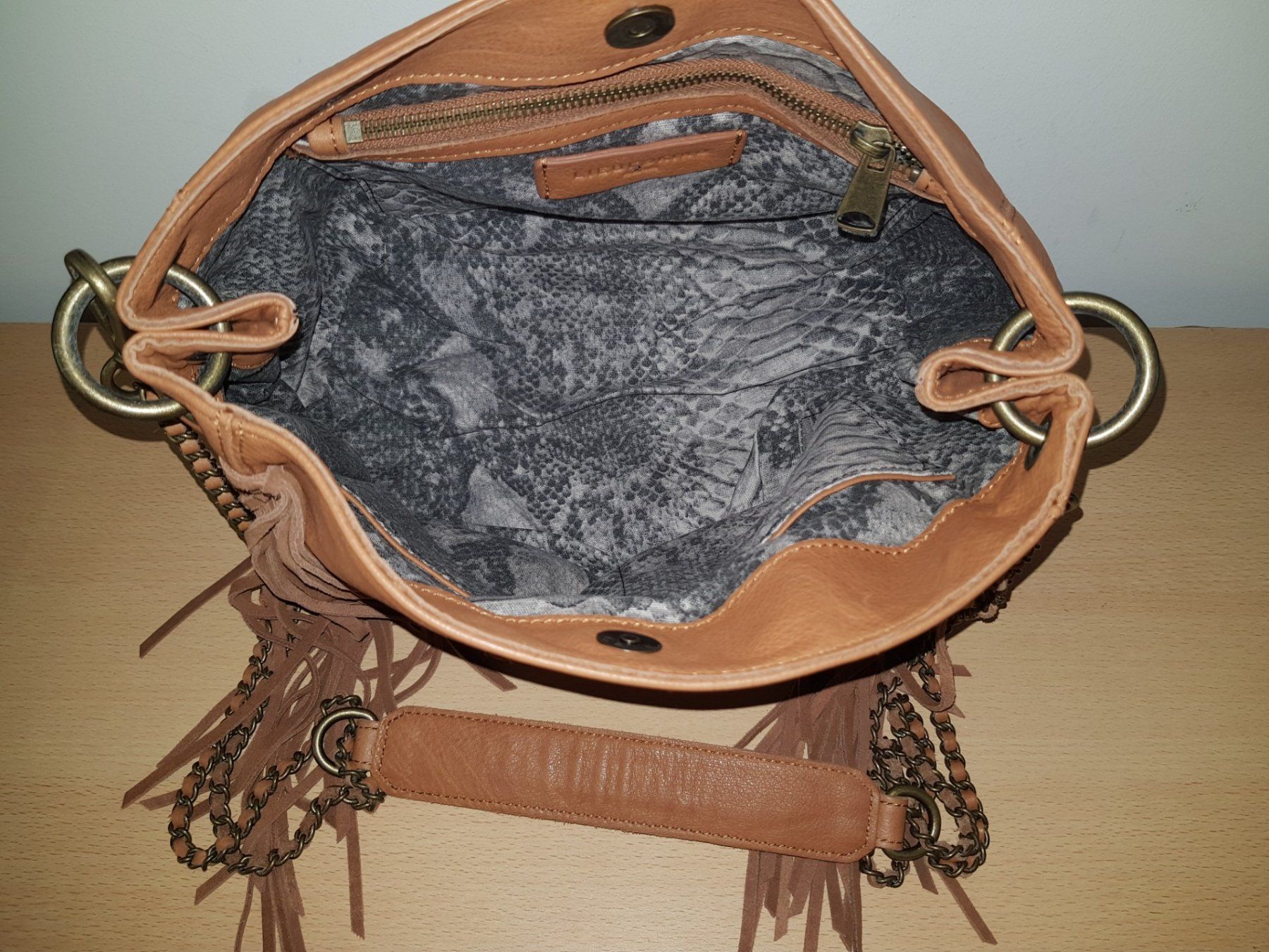Liebeskind Borse da donna: Liebeskind Berlin Beuteltasche/Umhängetasche – Usato da Basel venduto da fafa68 7