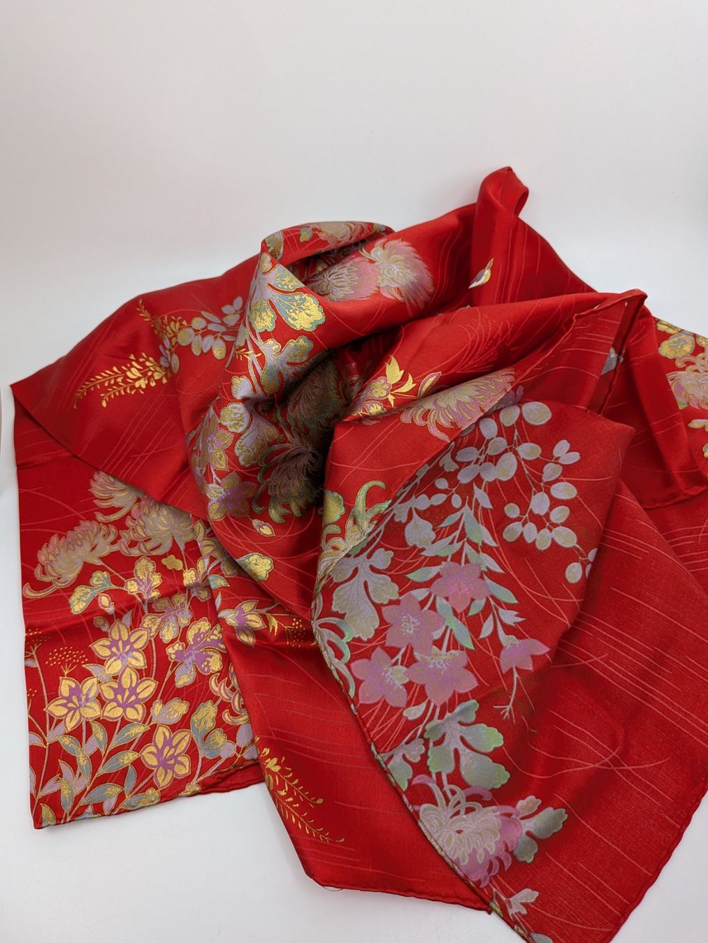 Foulard & Sciarpe: Seidentuch, Foulard – Usato da Emmen venduto da magelan 2