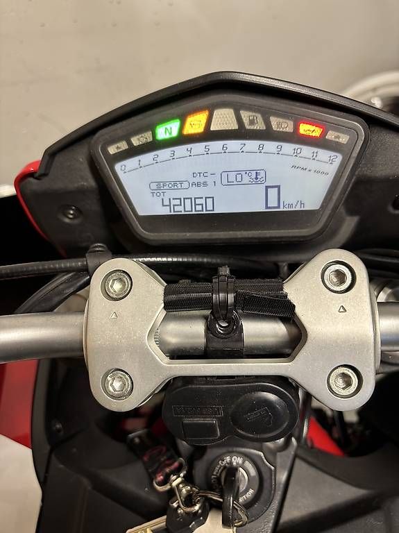 Ducati Strada: Ducati  Hypermotard 821 – Usato da Gordola venduto da ncr_2ggh 3