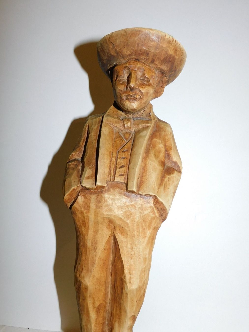 Sculture & Statue: Holzfigur Mann mit Hut, geschnitzt, Vintage – Usato da sursee venduto da trilli-tralli 6