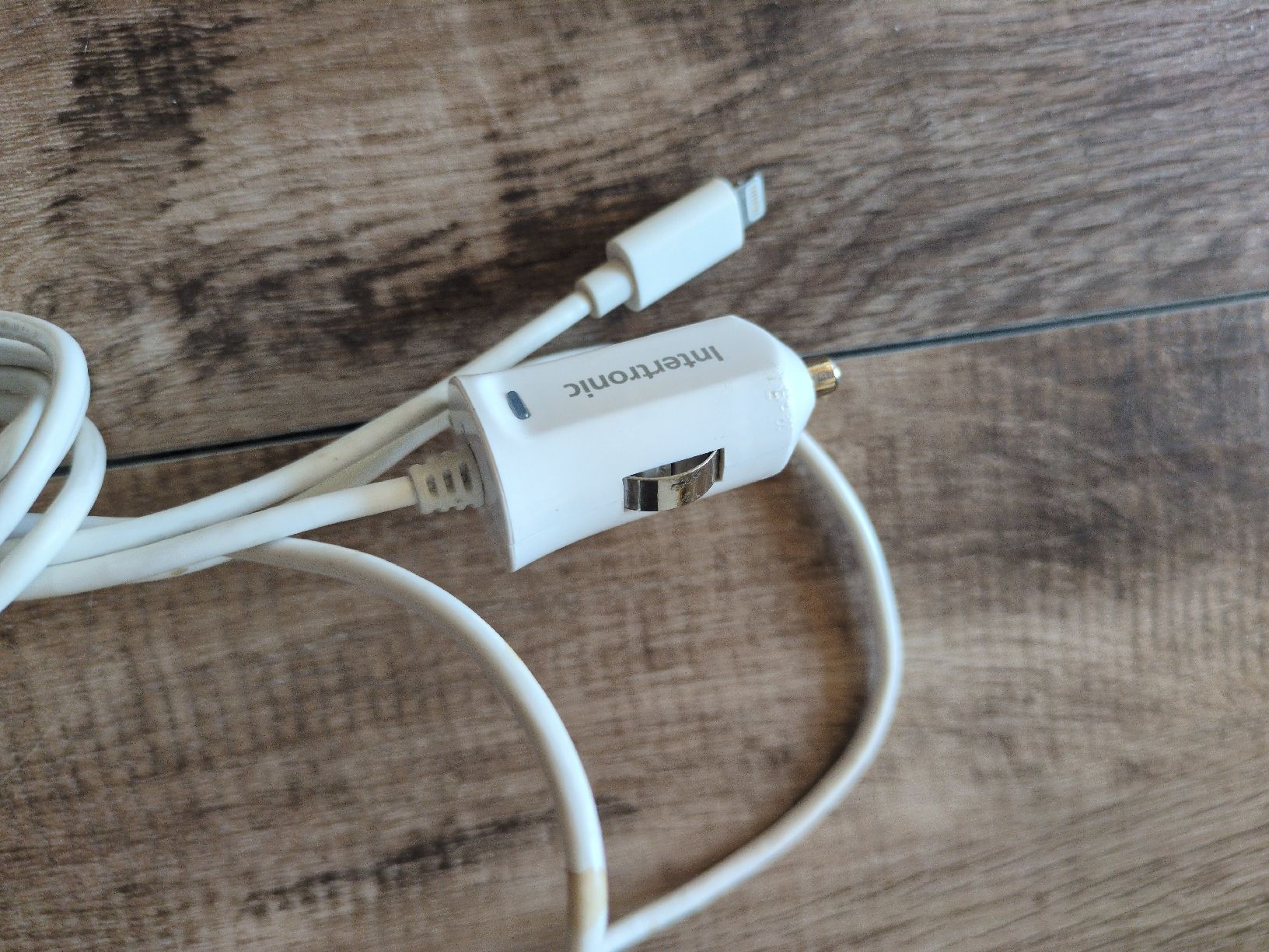 Apple Caricabatterie: Ladekabel Iphone mit USB + Autoadapter + AUX – Usato da Worb venduto da aba_t8l5 3