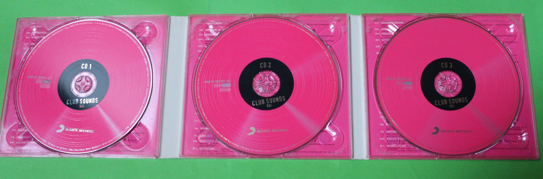 CDs: Club Sounds 90s Volume 1 3CD – Gebraucht aus Tübach von JamesStone 3