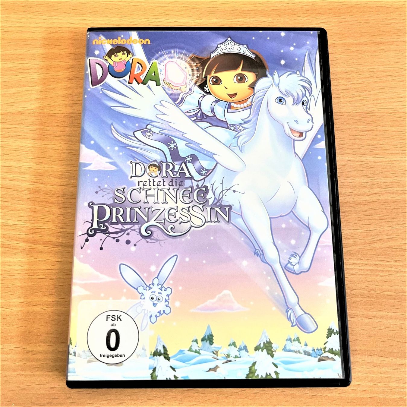 Tutti i DVDs: DVD - Dora - Dora rettet die Schneeprinzessin – Usato da Amlikon-Bissegg venduto da allerlei-versand