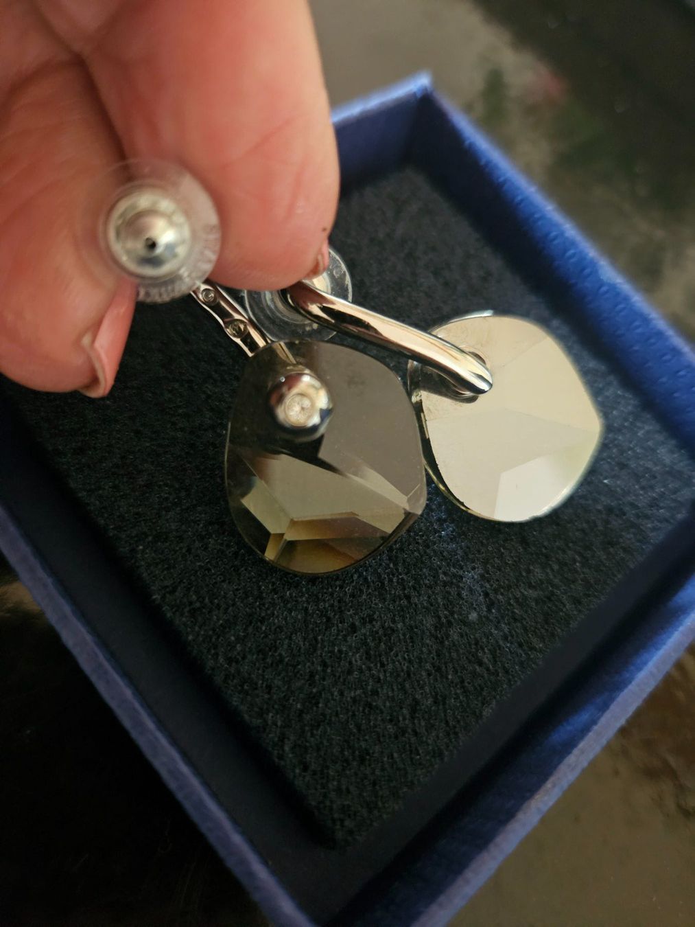 Swarovski Orecchini pendenti & Orecchini a lobo: Swarowski Ohrhänge anthrazit – Nuovo (secondo la descrizione) da Bern venduto da Alea6892 2