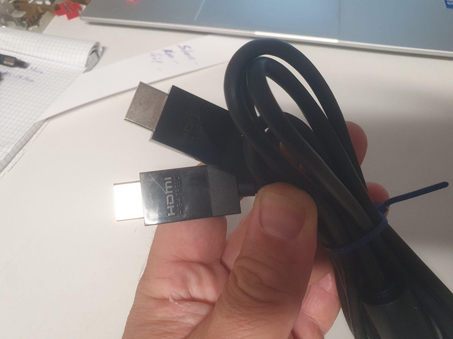 Microsoft Cavi: Original XBox One HDMI-Kabel TV PC 2m – Usato da Zürich venduto da eymen20 1