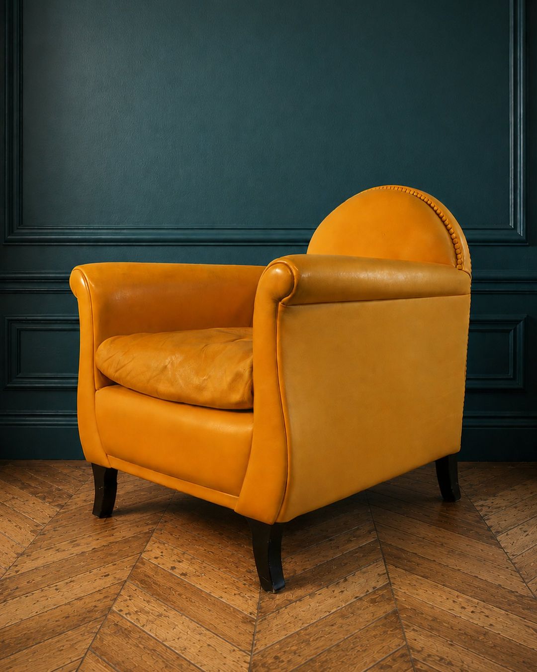 Poltrona Frau Sessel: FAUTEUIL POLTRONA FRAU – Gebraucht aus Moutier von Vintage-signature
