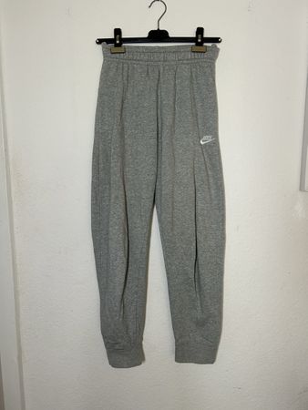 Nike Jogginghose Grösse M grau