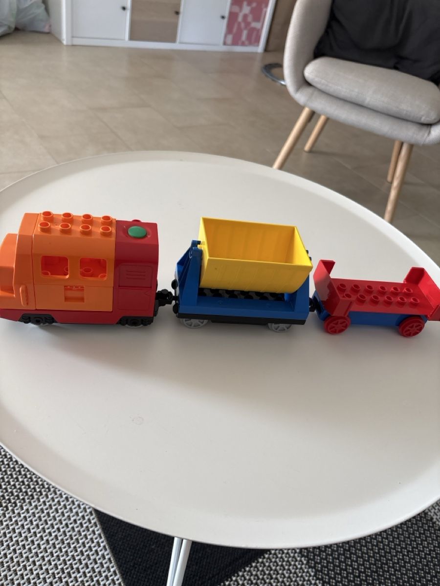 Lego Baukästen: Train électrique LEGO Duplo  avec 2 wagons – Gebraucht aus Lausanne von pabernard 1
