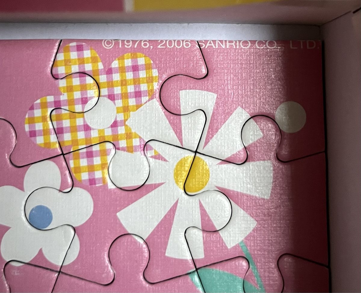 Puzzle: Hello Kitty puzzle 99 pièces 🧩 – Usato da La Tour-de-Peilz venduto da Pansy02 4