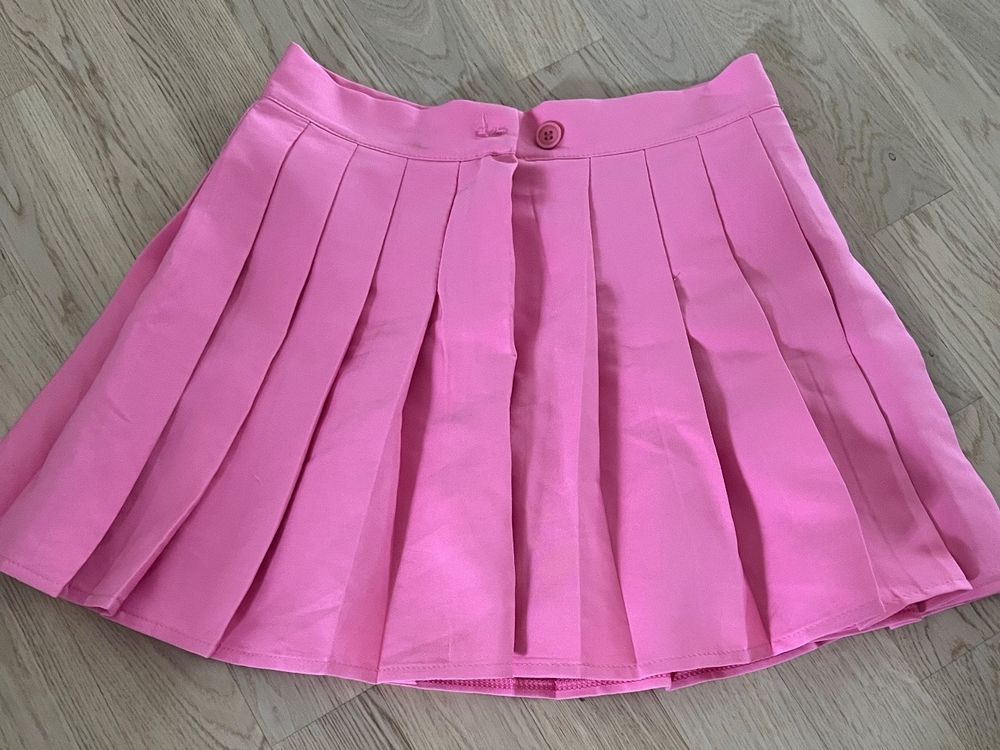 Damenrock in pink (Gebraucht) in Wetzikon ZH für CHF 5 – mit Lieferung ...