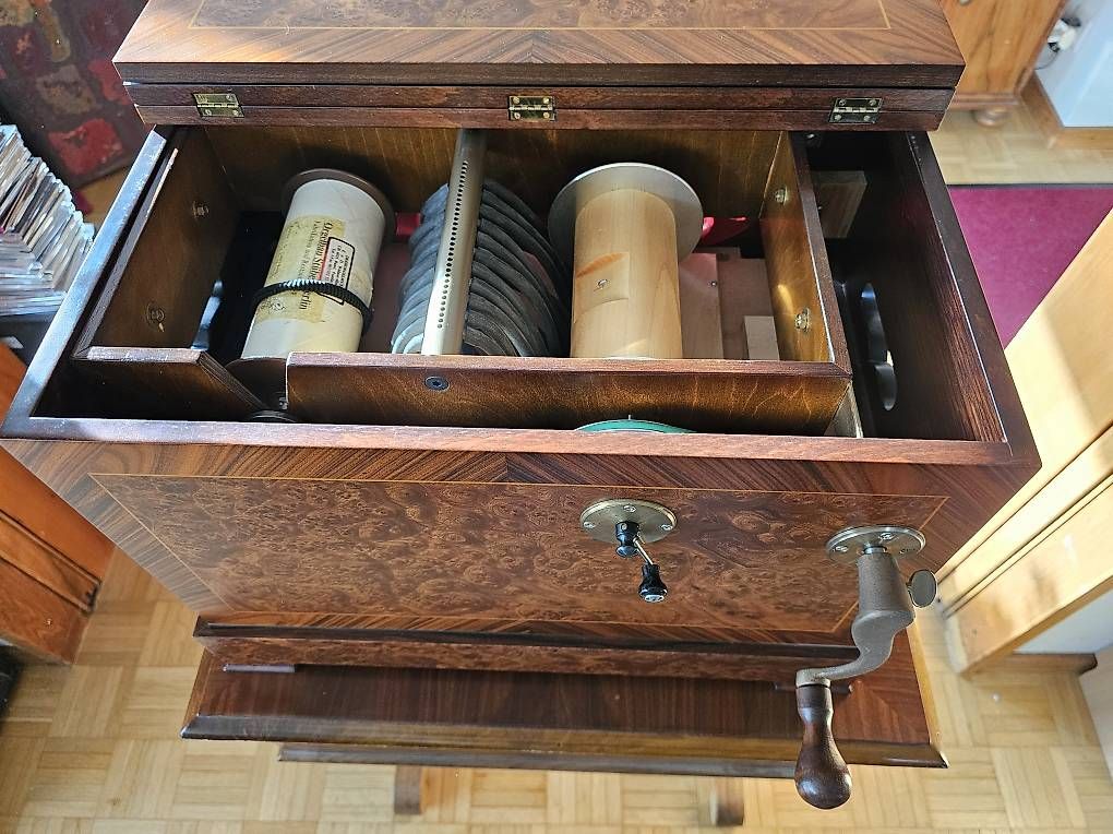Strumenti musicali: 33er Erman Genf Zungen Drehorgel  – Usato da Binningen venduto da Oberpfeiffe 4
