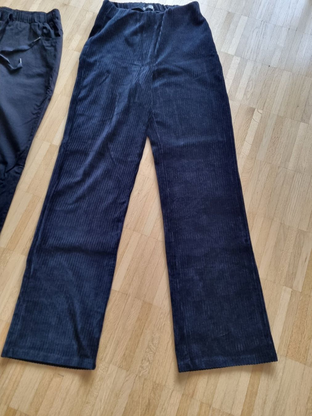Pantaloni: 2 Hosen schwarz Gr. 36/S NEU – Nuovo e nell'imballaggio originale da Zofingen venduto da Felpa 2