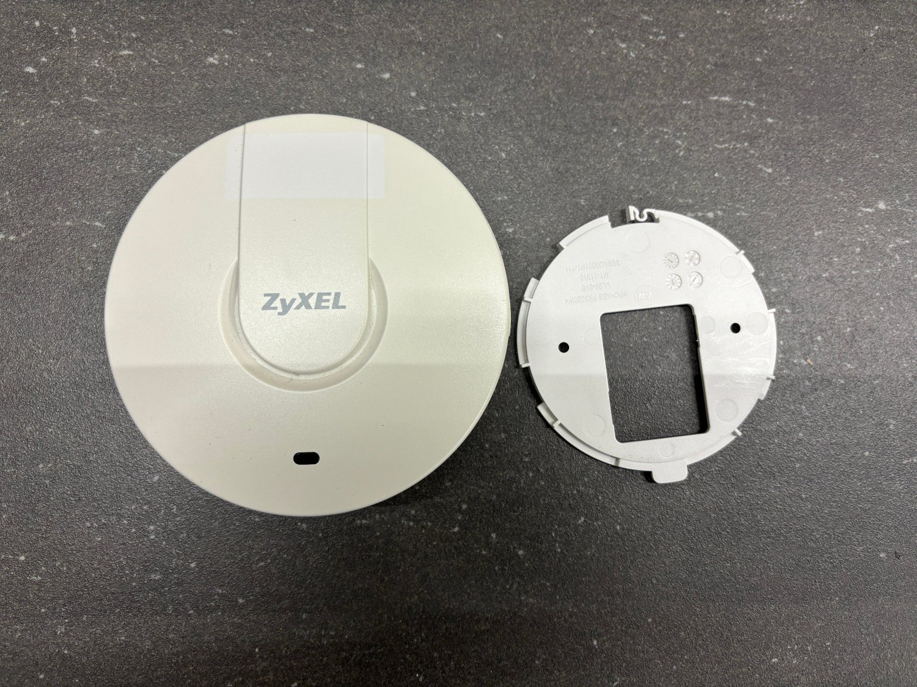 Zyxel Laufwerke & Adapter: ZyXEL Profi WLAN AccessPoint N600 ***PORTOFREI*** – Gebraucht aus Landquart von Chrigi88