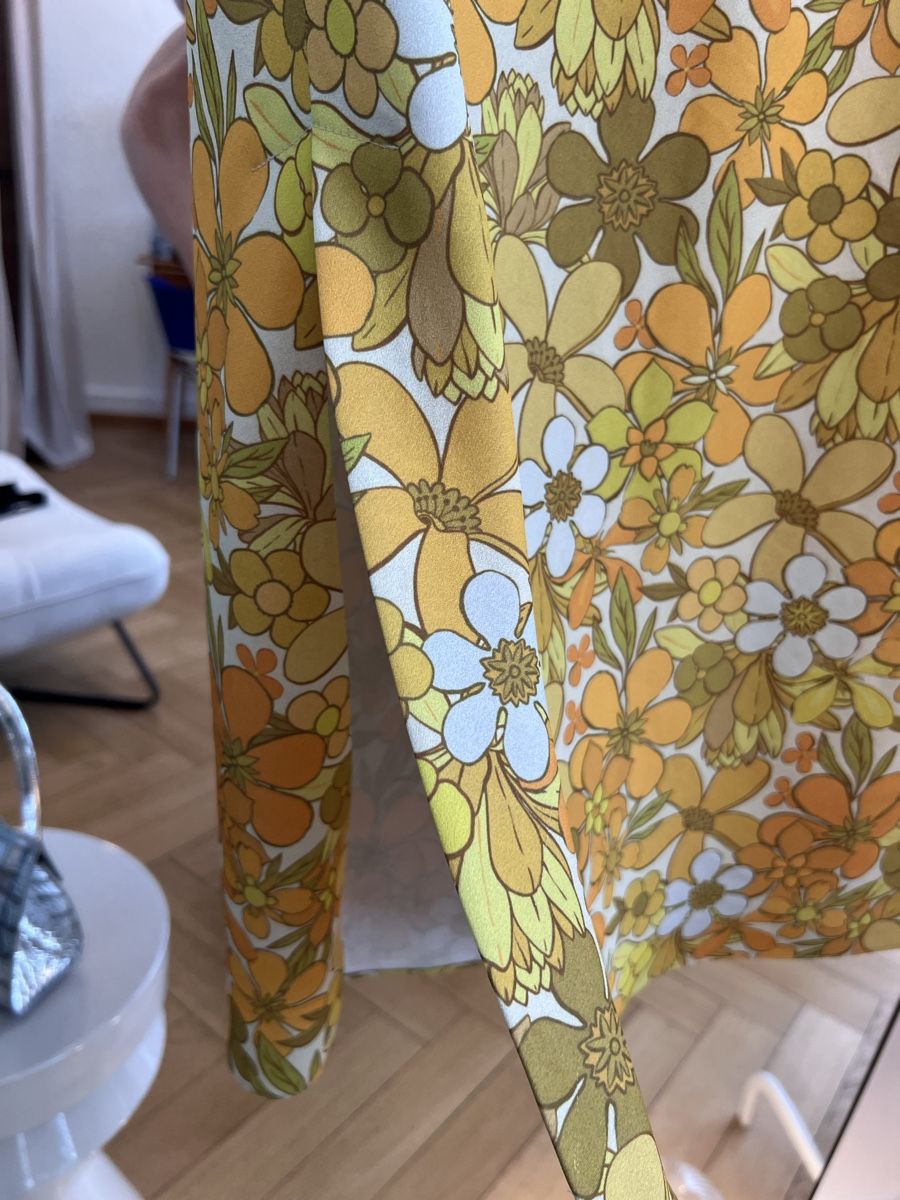 Gonne: Floral Print Skirt – Usato da Goldau venduto da Kseniya123 2