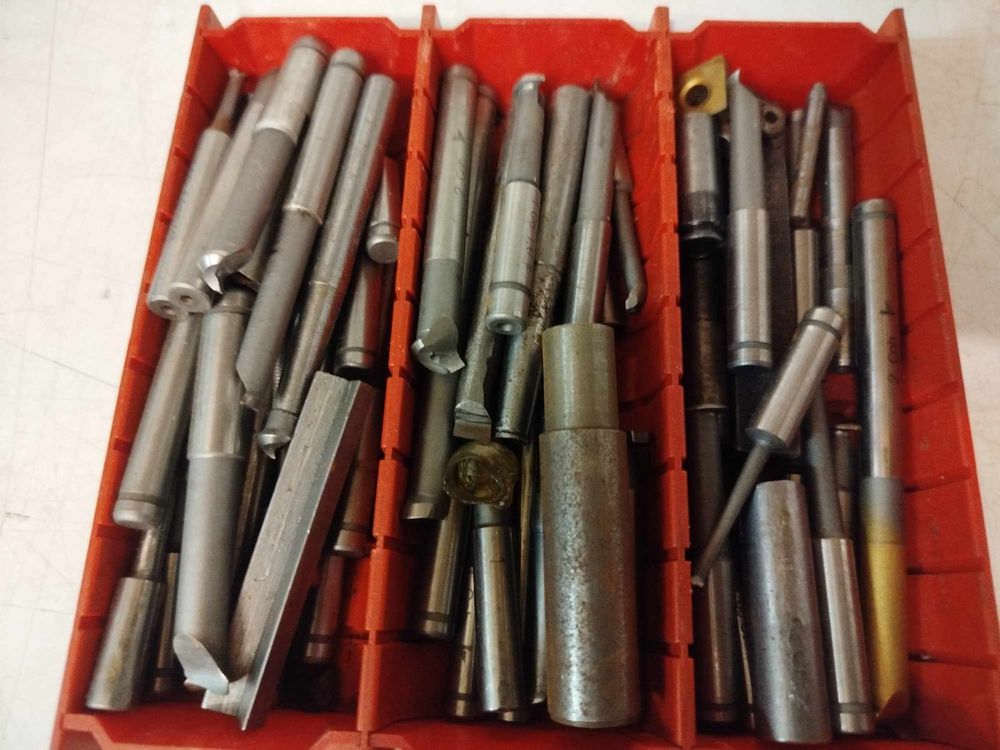 Tous les outils: Outils de turnage – D'occasion à La Chaux-de-Fonds par Emmaus2300CDF 9
