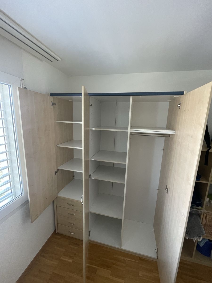 Armadi: Schrank – Usato da Einsiedeln venduto da sim_m79m 2
