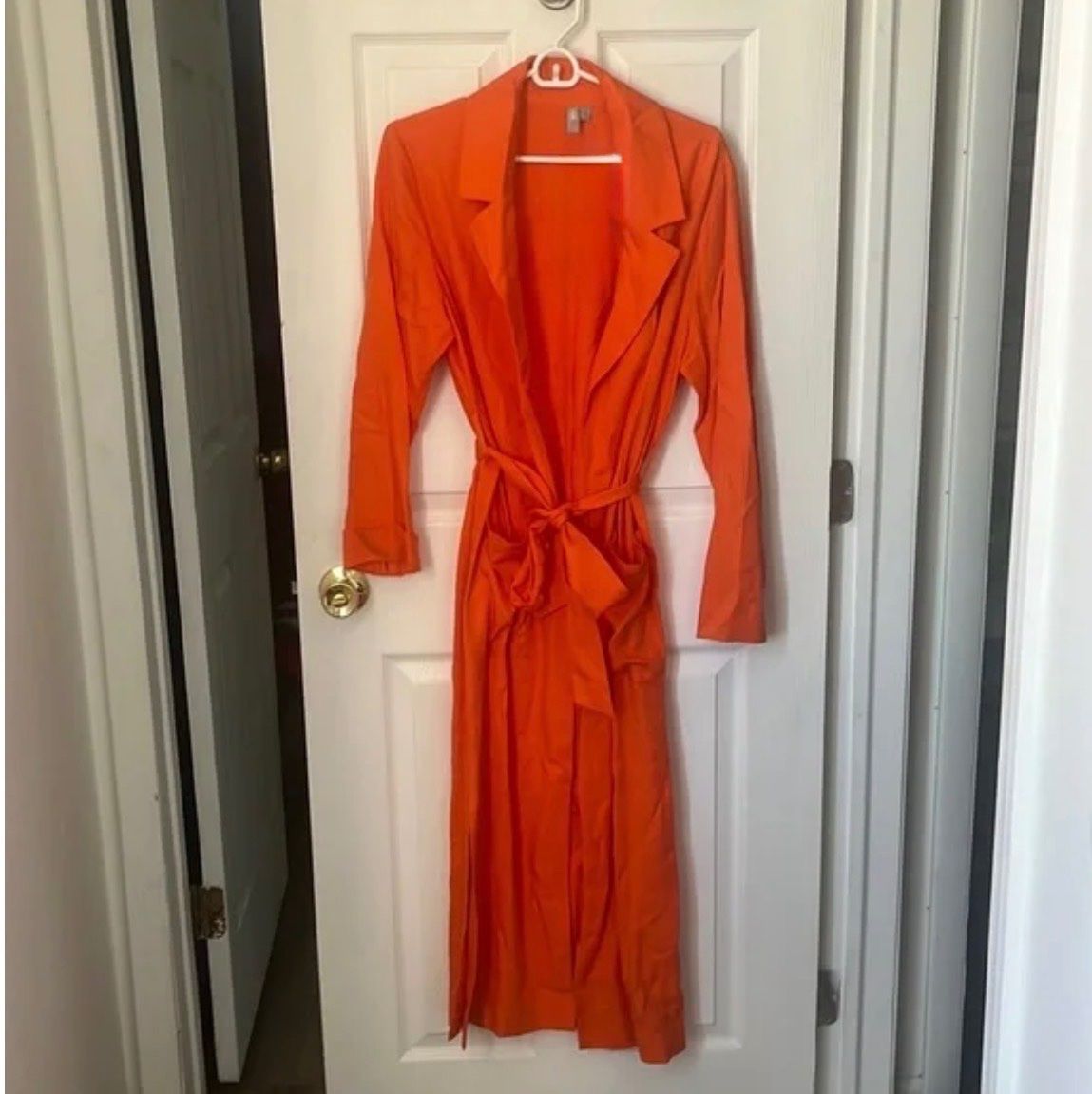 Vestiti: Superbe robe orange trench NY&C - Taille L – Nuovo (secondo la descrizione) da Avry-sur-Matran venduto da Anarda