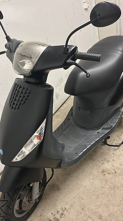 Piaggio Scooters: Piaggio ZIP – D'occasion à Bülach par mfr_yhc6 2