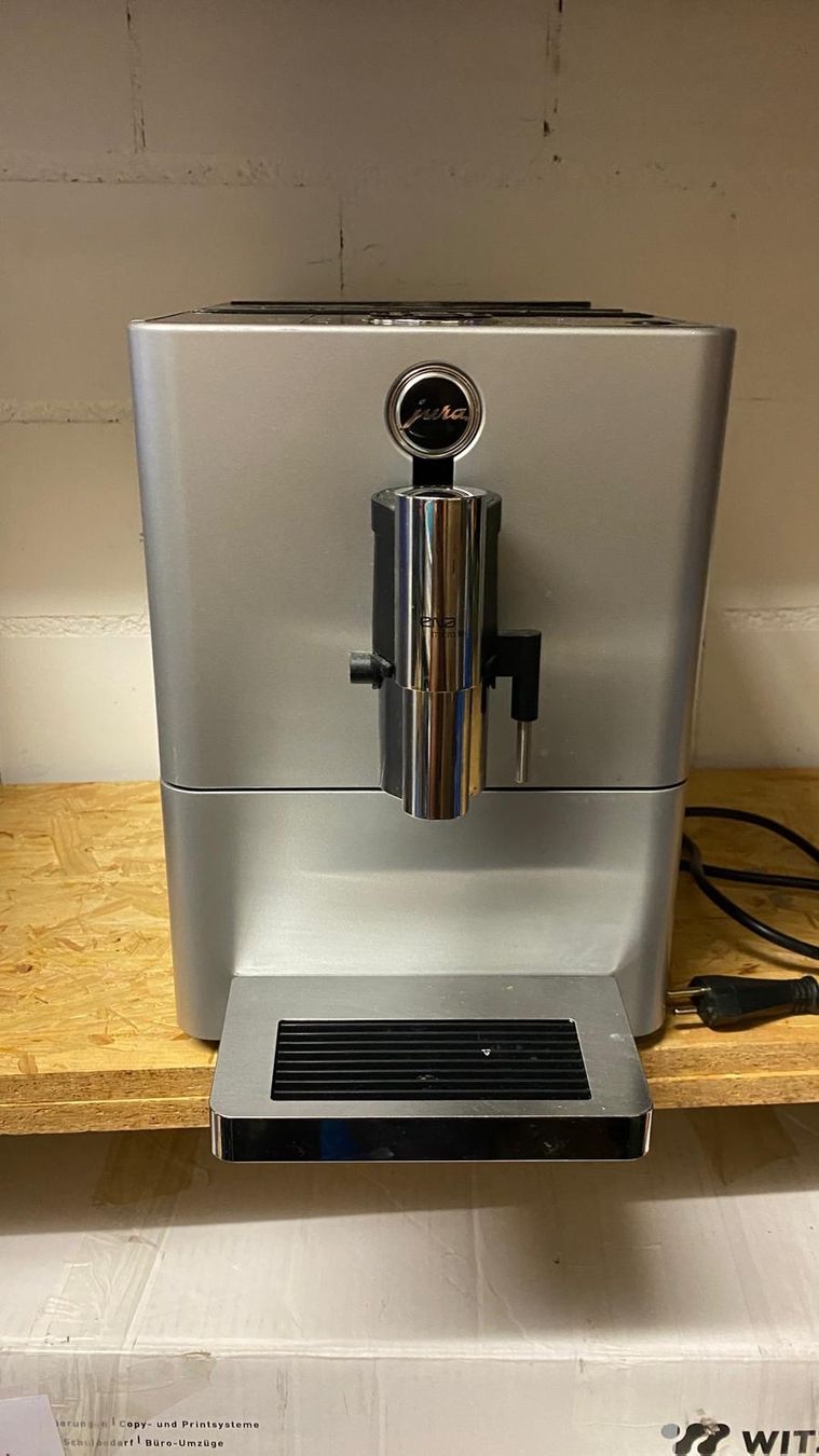 Jura Machines à café & Machines à expresso: Jura ENA Micro 9 One Touch Kaffeemaschine – Défectueux à Brüttisellen par mogador9 1