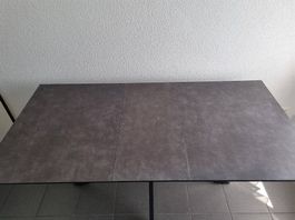 Esstisch