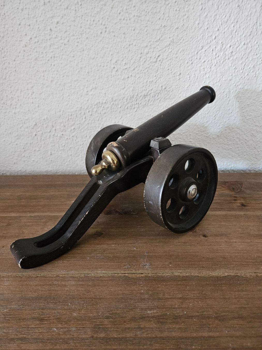 Tutte le decorazioni: Deko Kanone aus Holz – Usato da Wangen SZ venduto da Auction-Sea 3