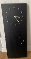 Magnetische Wandtafel mit Uhr