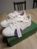 Lacoste Powercourt Sneaker – NEU mit Etikett (Grösse 37)