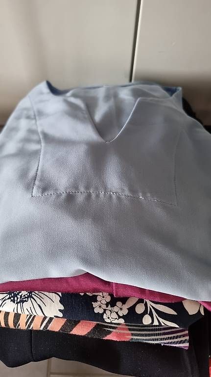 Lotti di vestiti: schöne verschiedene Damen Kleider, Pullover, Blusen, Hosen.. – Usato da Neuenkirch venduto da tip_wp7s 2
