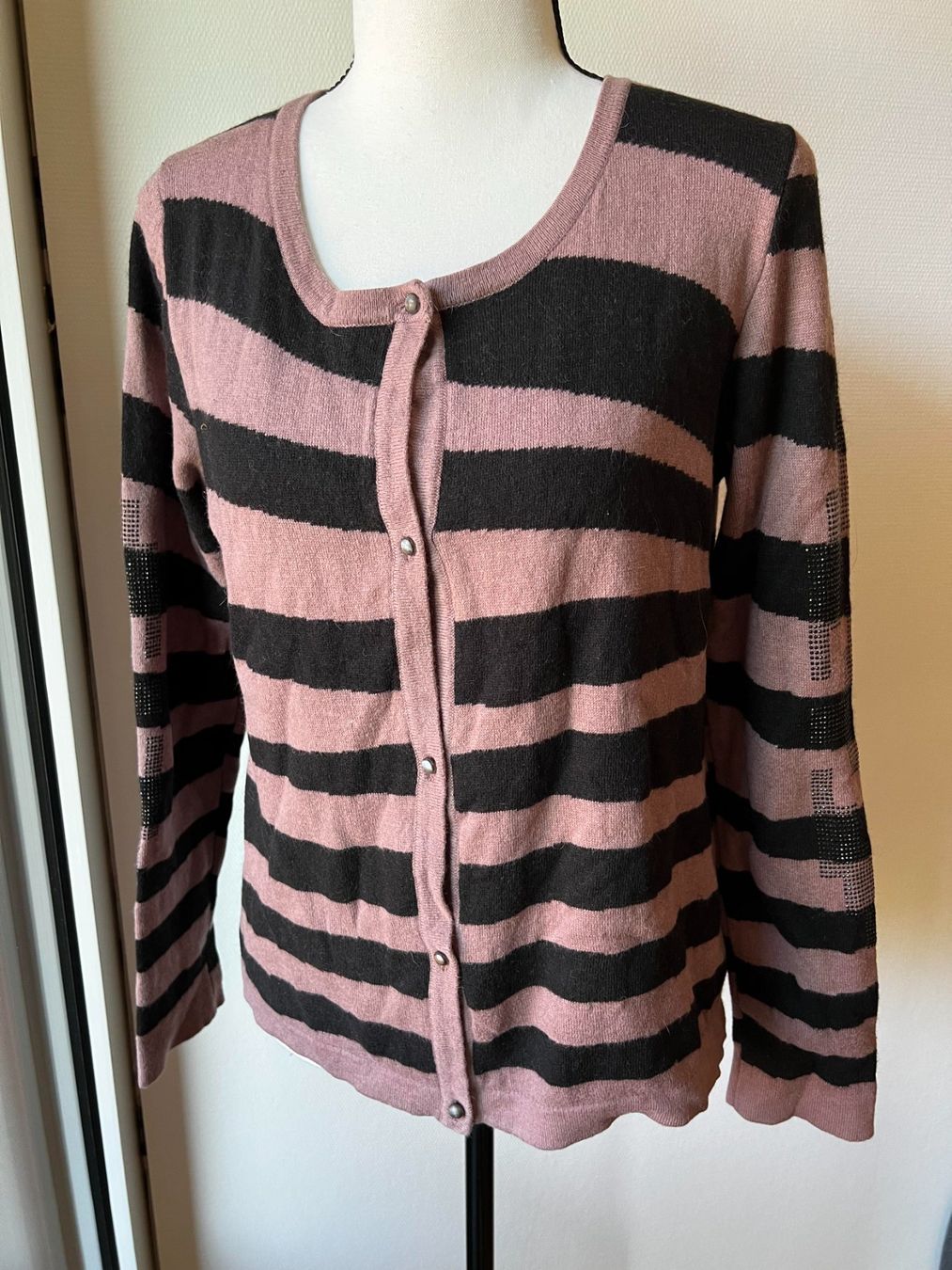 Maglioni & Felpe: 🔹Pulli S/M 70Cotton 🔹 – Usato da Riehen venduto da edu_92w7