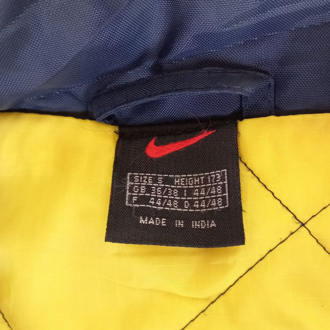 Nike Jacken: Vintage Nike Heavyjacket (M) – Neu (gemäss Beschreibung) aus Chamoson von Sapoloshop 4