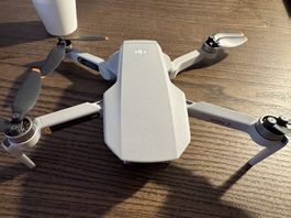 DJI Mini 2 Fly More Combo  3 Akkus, Ladehub, OVP 