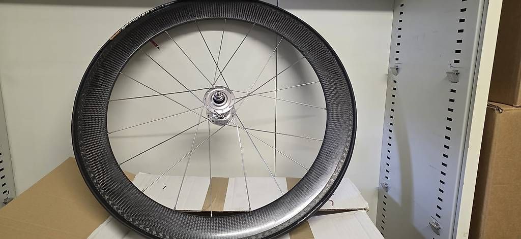 Pezzi di ricambio: Ricambio ruota bici da corsa – Usato da Viganello venduto da ggu_bd6d 1