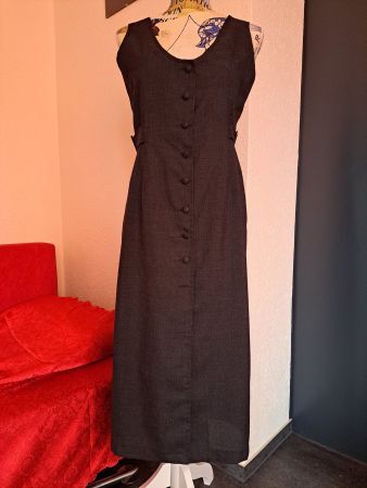 Robe élégante gris foncé, taille M