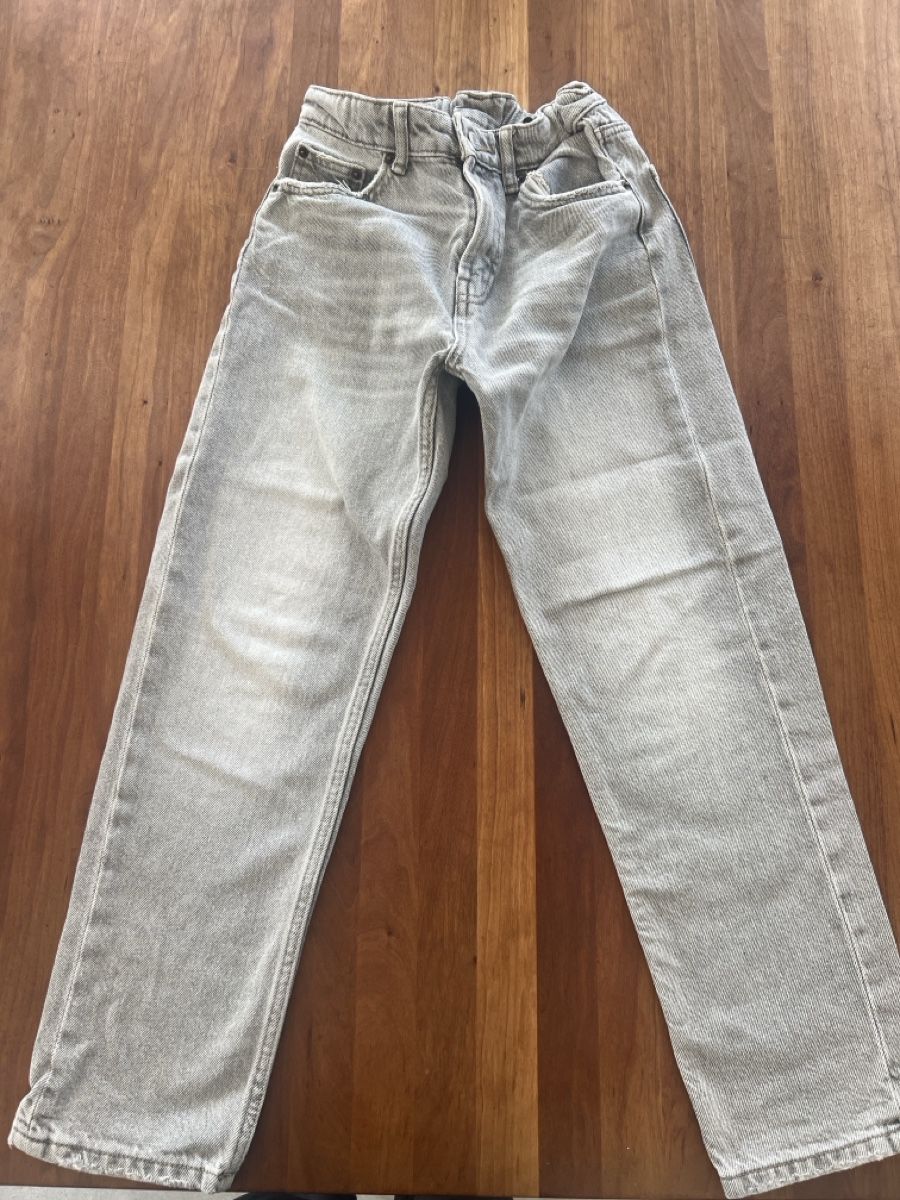 Zara Pantaloni: Jeans – Usato da Bottmingen venduto da ale3829