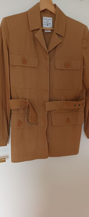 Tache De Peinture Orange Ou Beige Pêche Sans Fond | Vecteur Premium