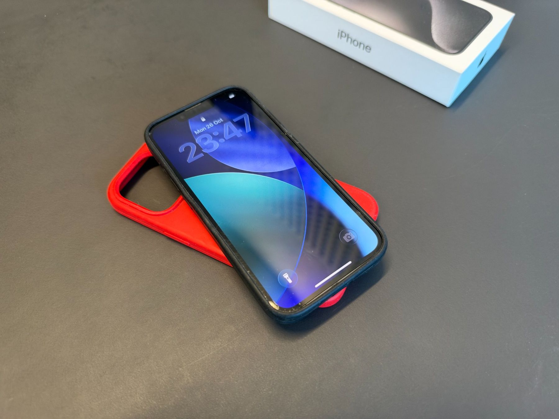 Apple Handys / Smartphones: iPhone 13 Pro, Graphite, 256 GB, mit 2 Covers – Gebraucht aus Zürich von luarasi 4