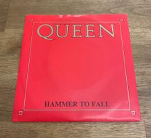 QUEEN HAMMER TO FALL Single Near Mint !