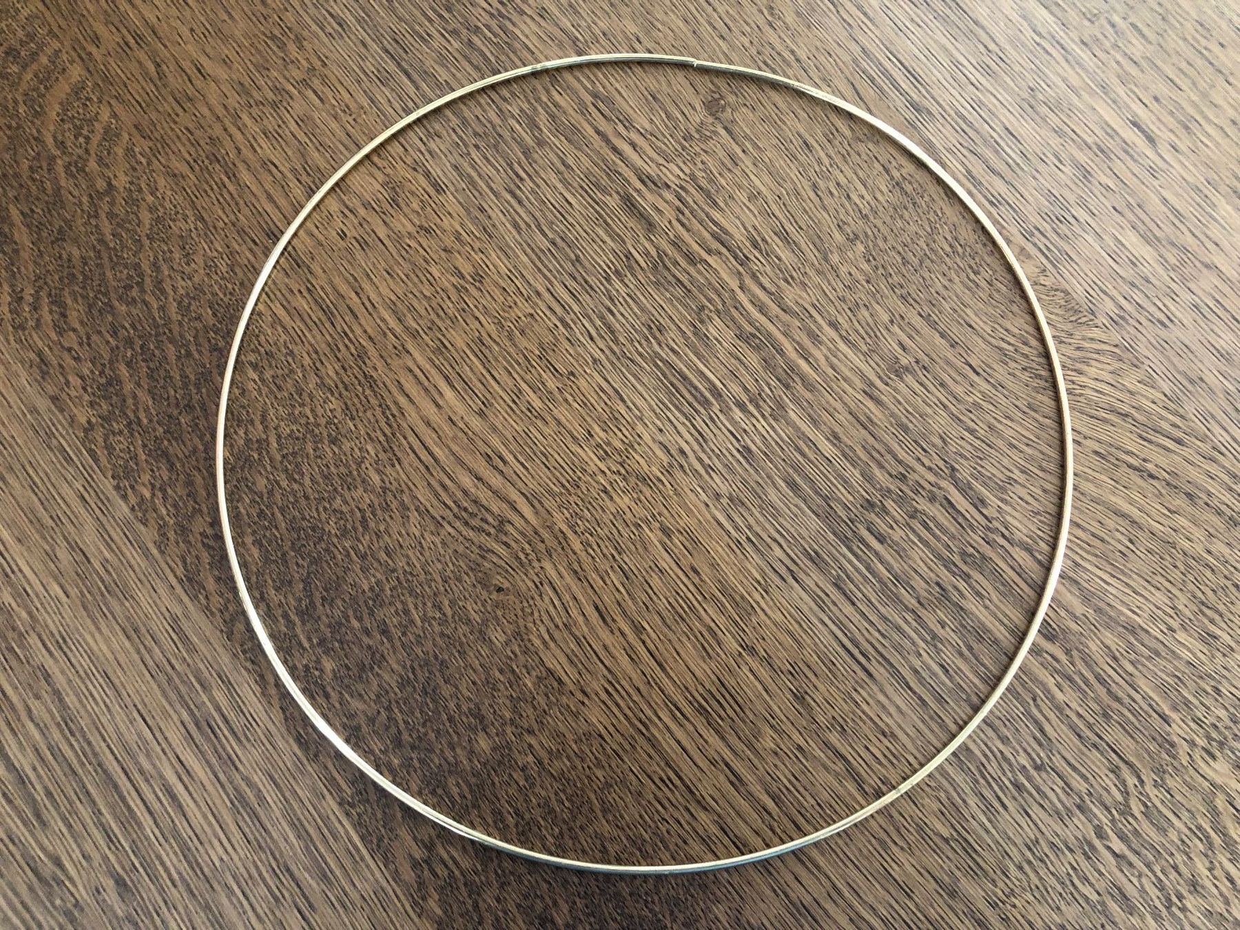 Tutte le decorazioni: Cercle doré pour bricolage ou fleuristerie – Nuovo (secondo la descrizione) da St-Aubin FR venduto da Tiweety