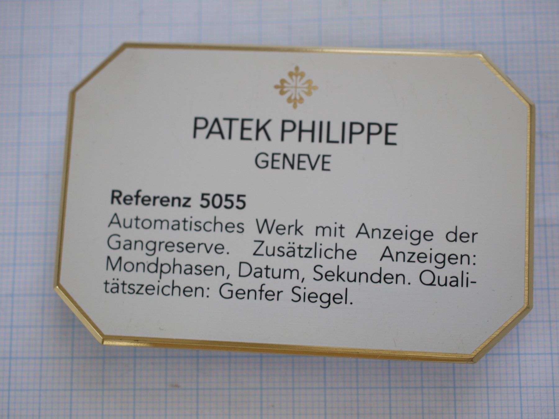Vetrine: Patek Philippe Ref. 5055 Display 7.4 x 4.8 cm – Usato da Gross venduto da Retro20 1