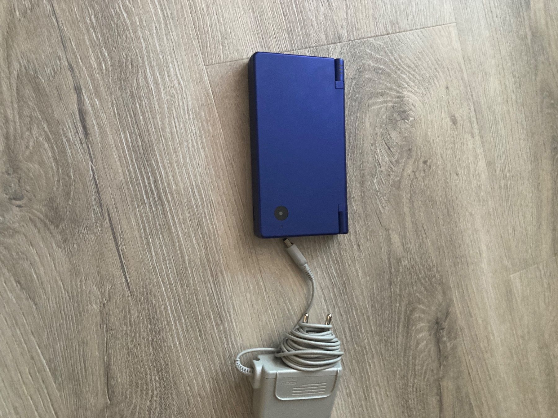 Nintendo Konsolen: Nintendo DSi blau mit Ladekabel – Gebraucht aus Hausen AG von sam_6csv 2