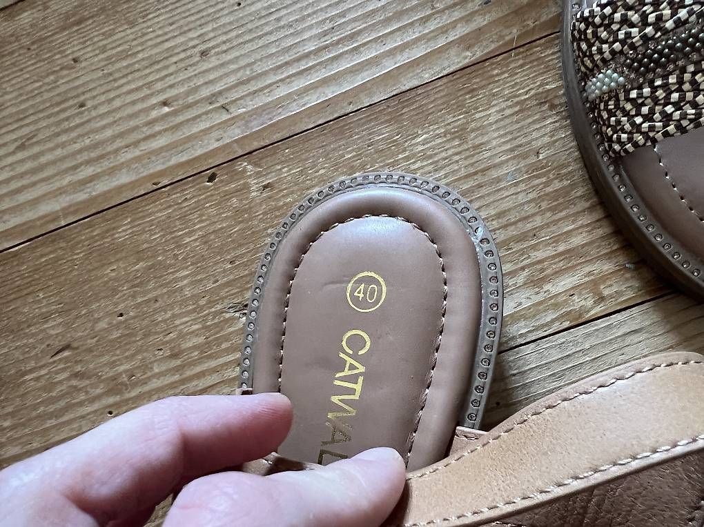 Scarpe da donna: Schöne Sandalen 40 – Usato da Rumlikon venduto da Naoona 1
