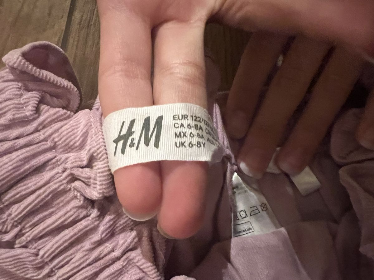 Kleider & Röcke: H&M Tiered Ruffle Skirt 6-8 Years – Gebraucht aus Hinwil von jua_t8vd 2