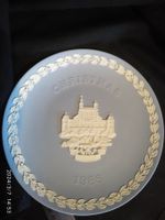 Belle assiette de Noël Wedgwood 1988. Jaspe bleu. 21 cm